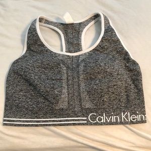 Calvin Klein spots bra